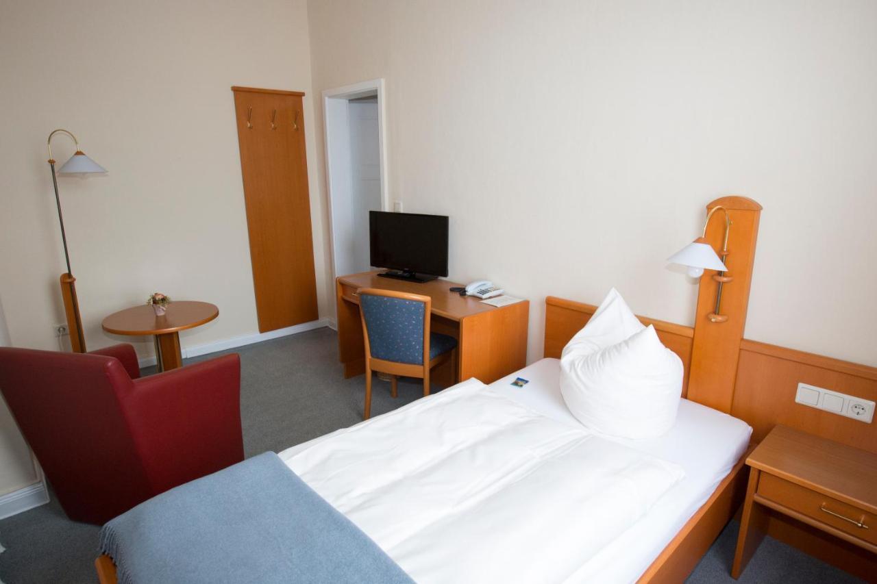 Hotel-Restaurant Wilhelmsbad Seesen Eksteriør bilde