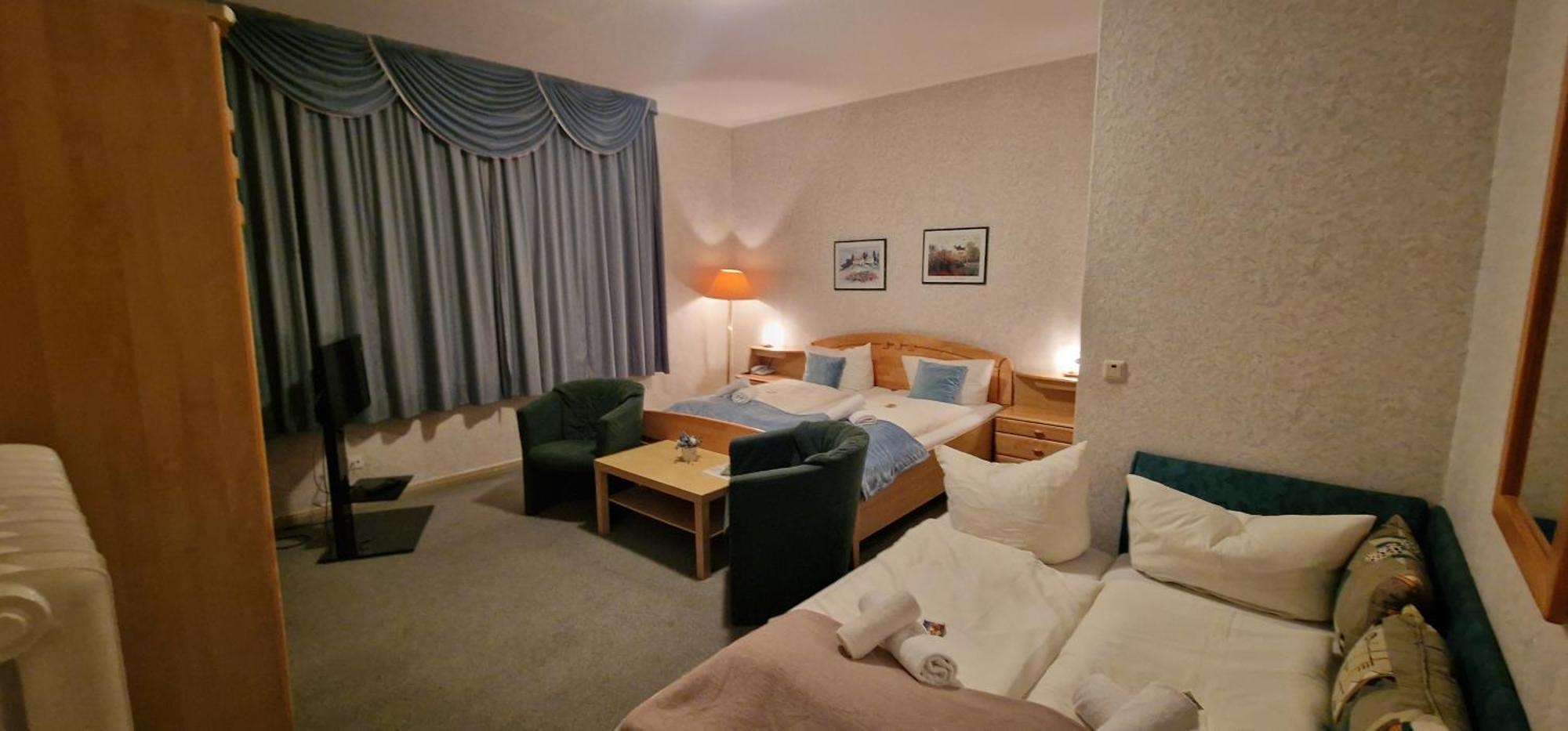 Hotel-Restaurant Wilhelmsbad Seesen Eksteriør bilde