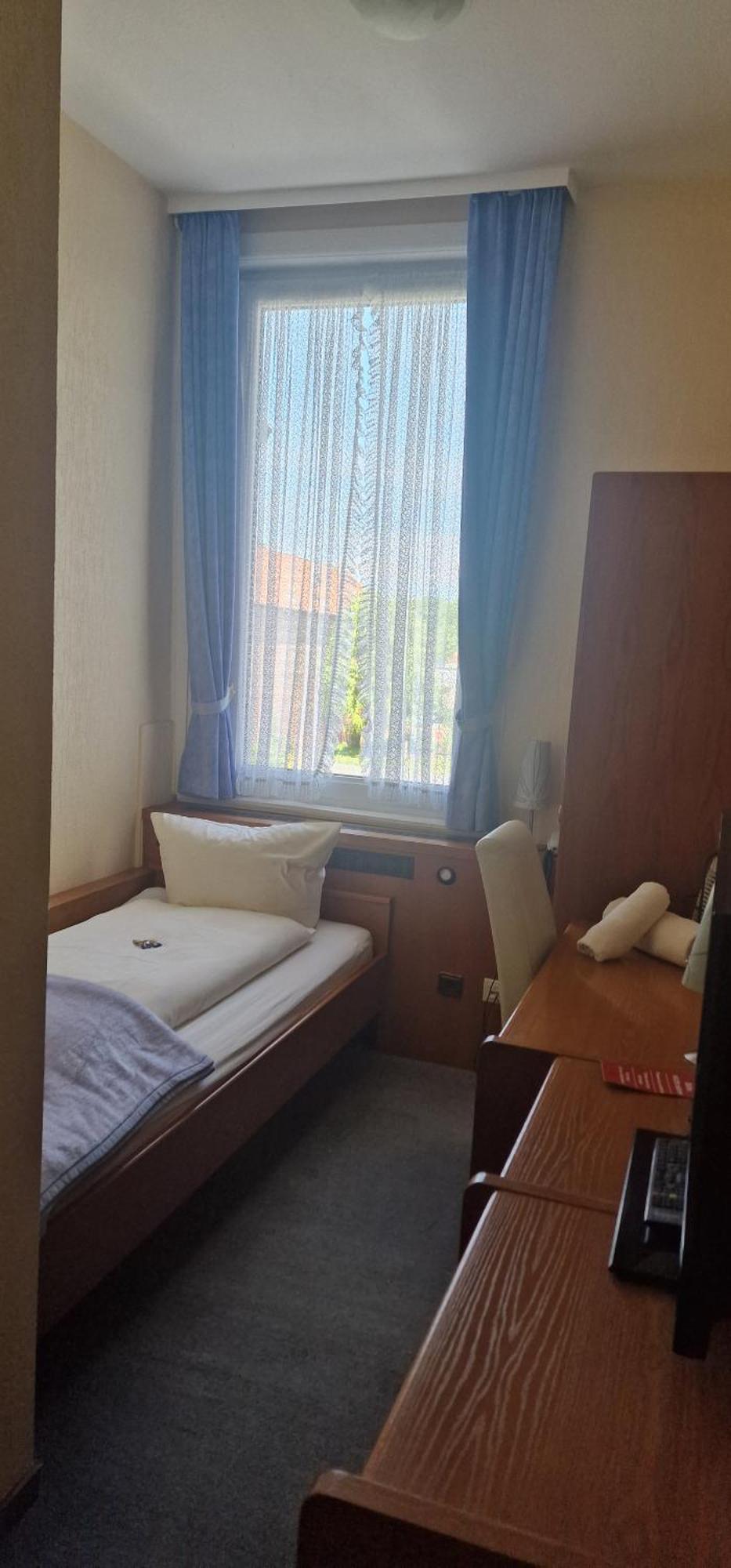Hotel-Restaurant Wilhelmsbad Seesen Rom bilde
